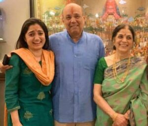 nupur-sharma-parents